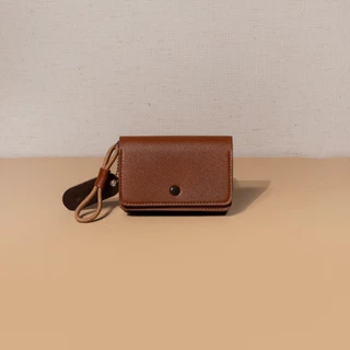 สลักชื่อฟรีแจ้งในแชท! HILMYNA Twelve Mini Pocket (NIGHT) กระเป๋าหนัง มีซิป ไซส์มินิ พร้อมสายคล้อง ใส่บัตร, Airpodsได้