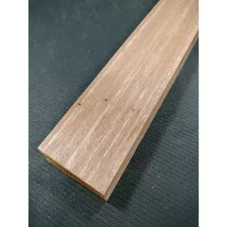 ไม้เต็ง ไสเรียบ 4 ด้าน 1 " x 2 " ไสเรียบแล้วเหลือ 21 มิลลิเมตร x 46 มิลลิเมตร
