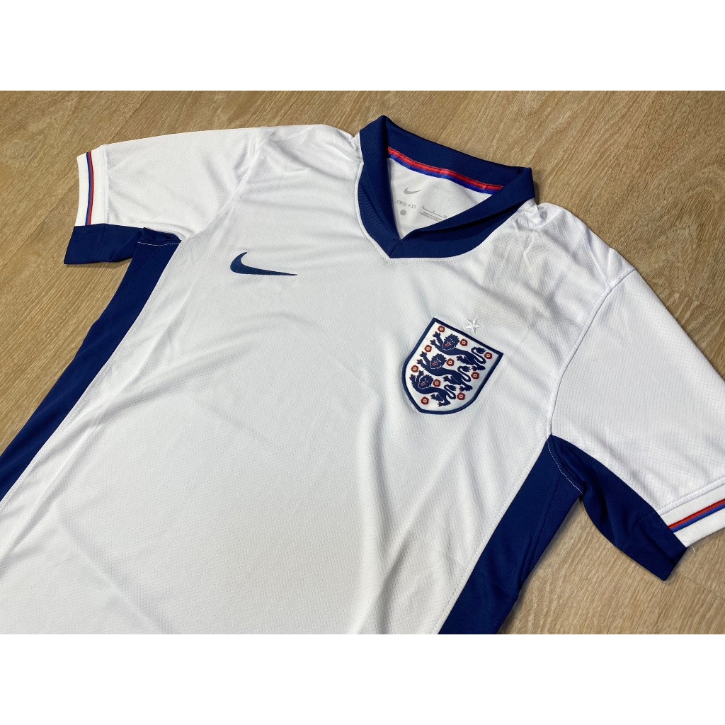 เสื้อทีมชาติอังกฤษเหย้า ยูโร 2024 ( มีถึงไซส์ 5XL !!! )