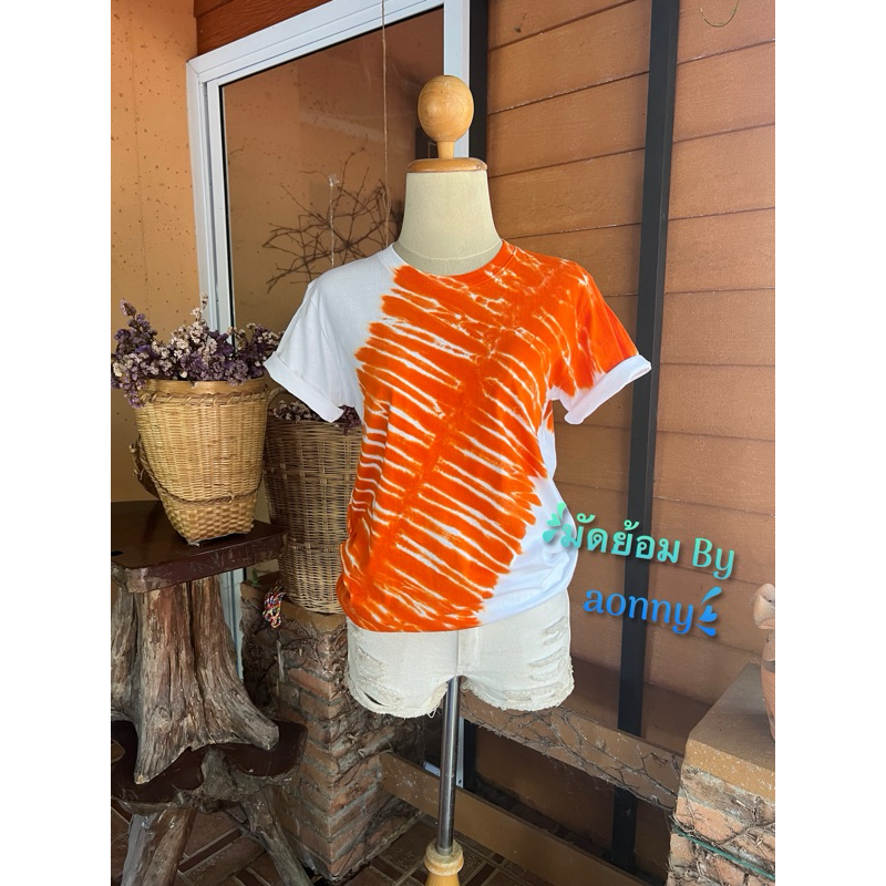เสื้อมัดย้อมโทนสีส้ม สดใส พื้นขาวสวย มัดย้อมเย้น ใส่ทีม ใส่ครอบครัว เด็ก-ผู้ใหญ่ สนใจสีไหน ทักแชทได้นะค่ะ