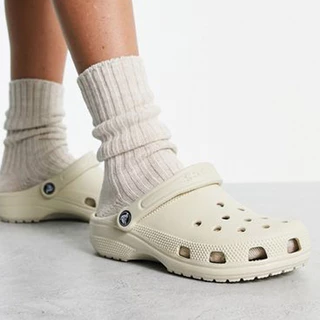 [ลด30% เก็บโค้ด 2509FASHDD] CROCS Classic Clog - Comfort Sandal ใส่สบาย รองเท้าแตะ คร็อคส์ แท้ รุ่นฮิต ได้ทั้งชายหญิง