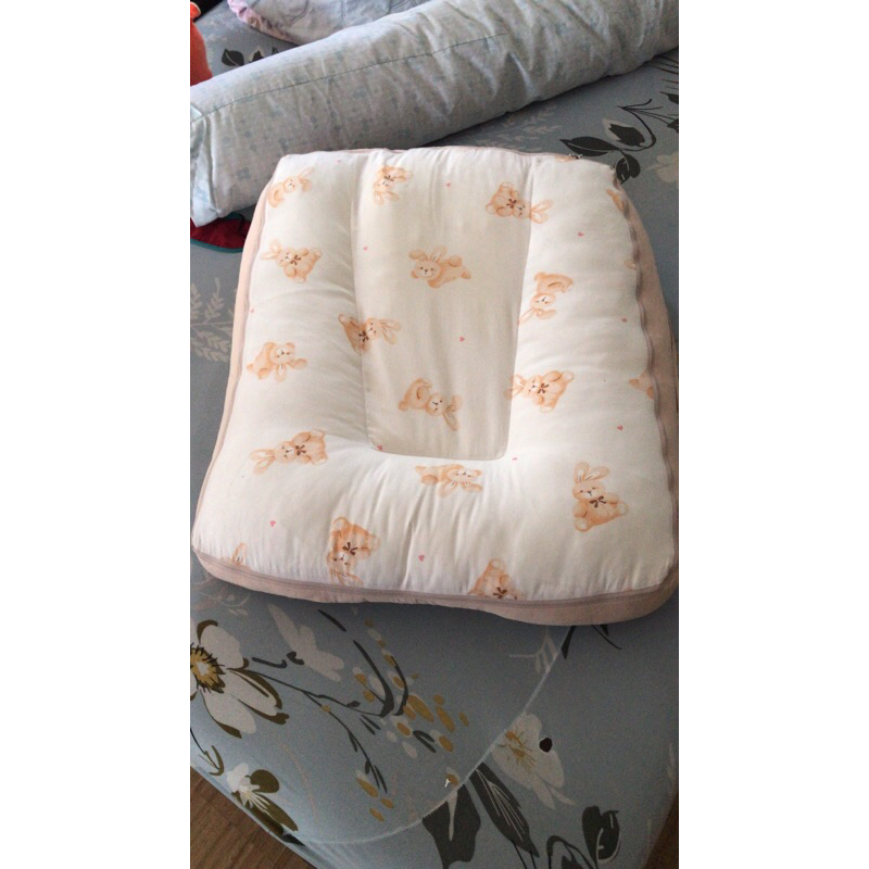 หมอนกันกรดไหลย้อน elava