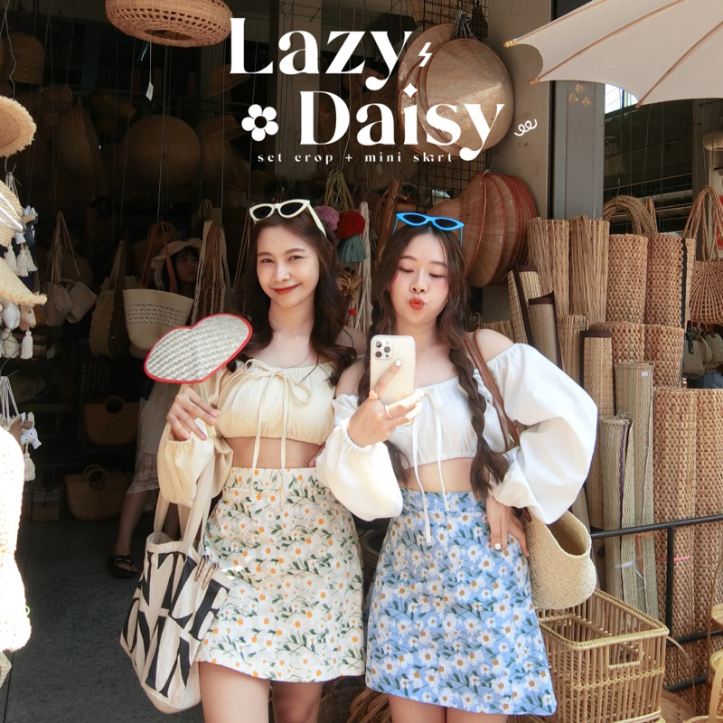 Lazy Daisy set ชุดเซ็ตเสื้อครอปแขนยาว+กระโปรงสั้นผ้าฝ้ายพิมพ์ลายดอกเดซี่ งานน่ารักเหมาะกับซัมเมอร์นี้สุดๆ