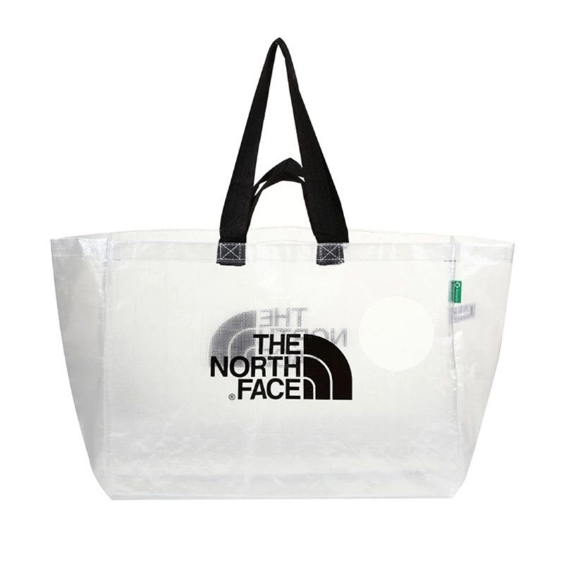 กระเป๋า shopping bag THE north FACE ใบใหญ่ รับน้ำหนักได้เยอะค่ะ กันน้ำได้