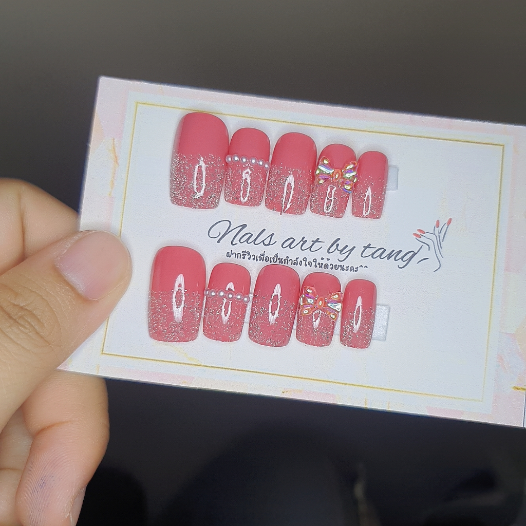 Lovenails by tang เล็บเจลยาวกลาง ไล่ปลายแฟลชติดโบว์น่ารัก