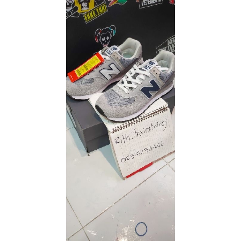 New balance 574 Size 43