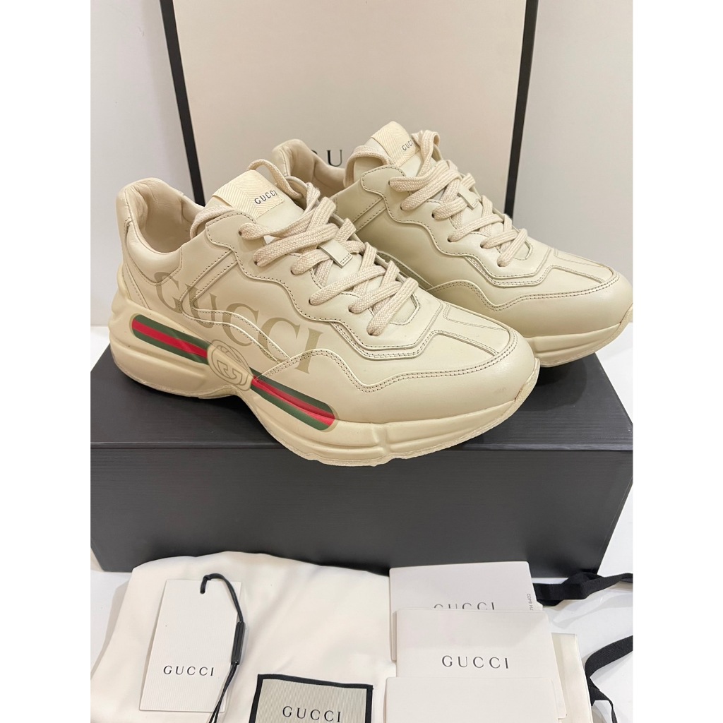 พร้อมส่ง 🔥Sale 20999🔥 ถูกตาแตก Used Like New ราคาออกช็อปตอนนี้ 40000 แล้วน๊าา รองเท้า Gucci MEN'S RH