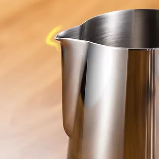 เหยือกตีฟองนม เหยือกสแตนเลส ถ้วยตีฟองนม สแตนเลส 350ml/600ml มีสเกล Stainless Milk Pitcher