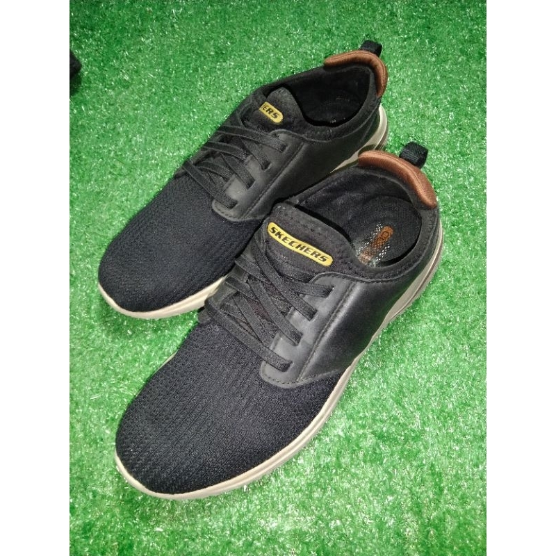 รองเท้ามือ2 Skechers EUR41