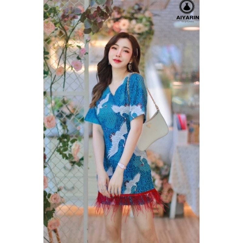 รหัส 0041ลดราคาเหลือ 150 บาท ชุดเดรสขนนก งานป้าย AIYARIN ไซส์m อก 36 เอว 30 สะโพก 38 ยาว 32 นิ้ว