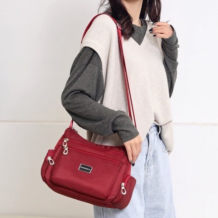 KOREA(KR1089) กระเป๋าสะพายข้างผ้าไนล่อนช่องเยอะสุดคุ้ม