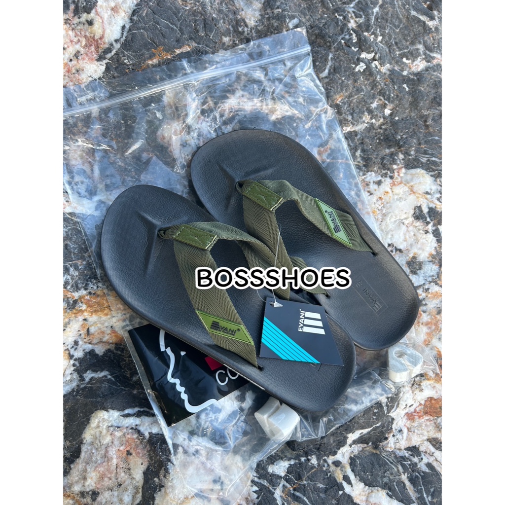 รองเท้าแตะแวน รองเท้าแตะเอวานี่ รองเท้าแตะสไตล์เพชร