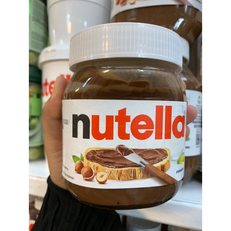 Nutella hazelnut spread with cocoa แยมนูเทล่า