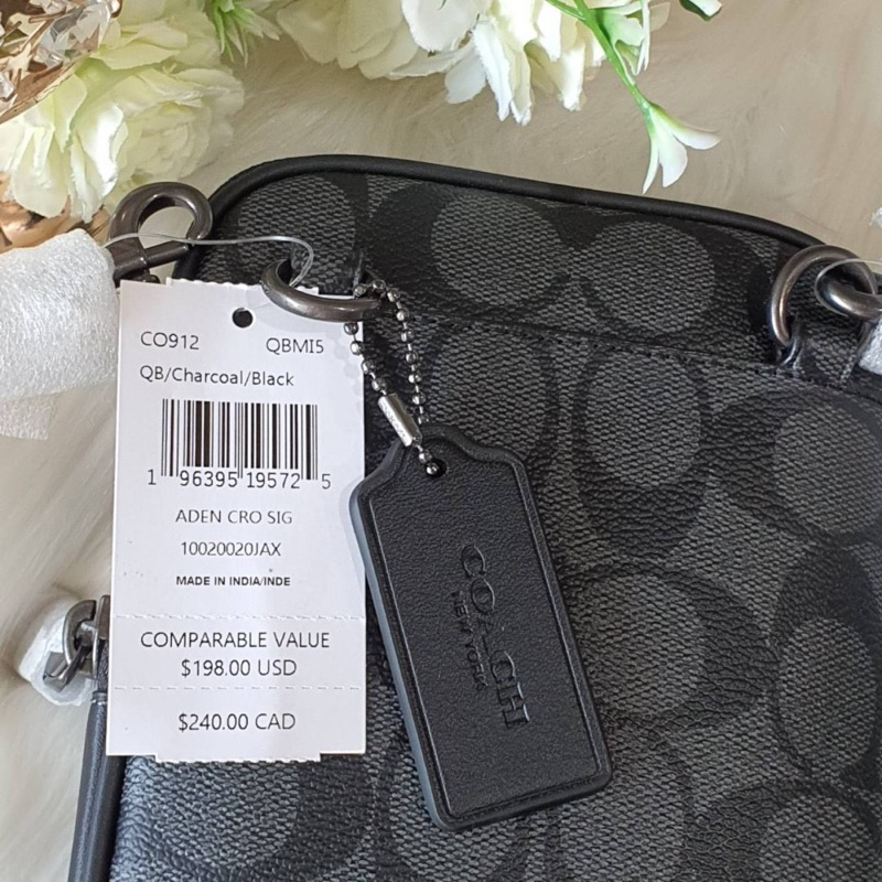 สะพายชาย CO912 ADEN CROSSBODY IN SIGNATURE CANVAS CW364