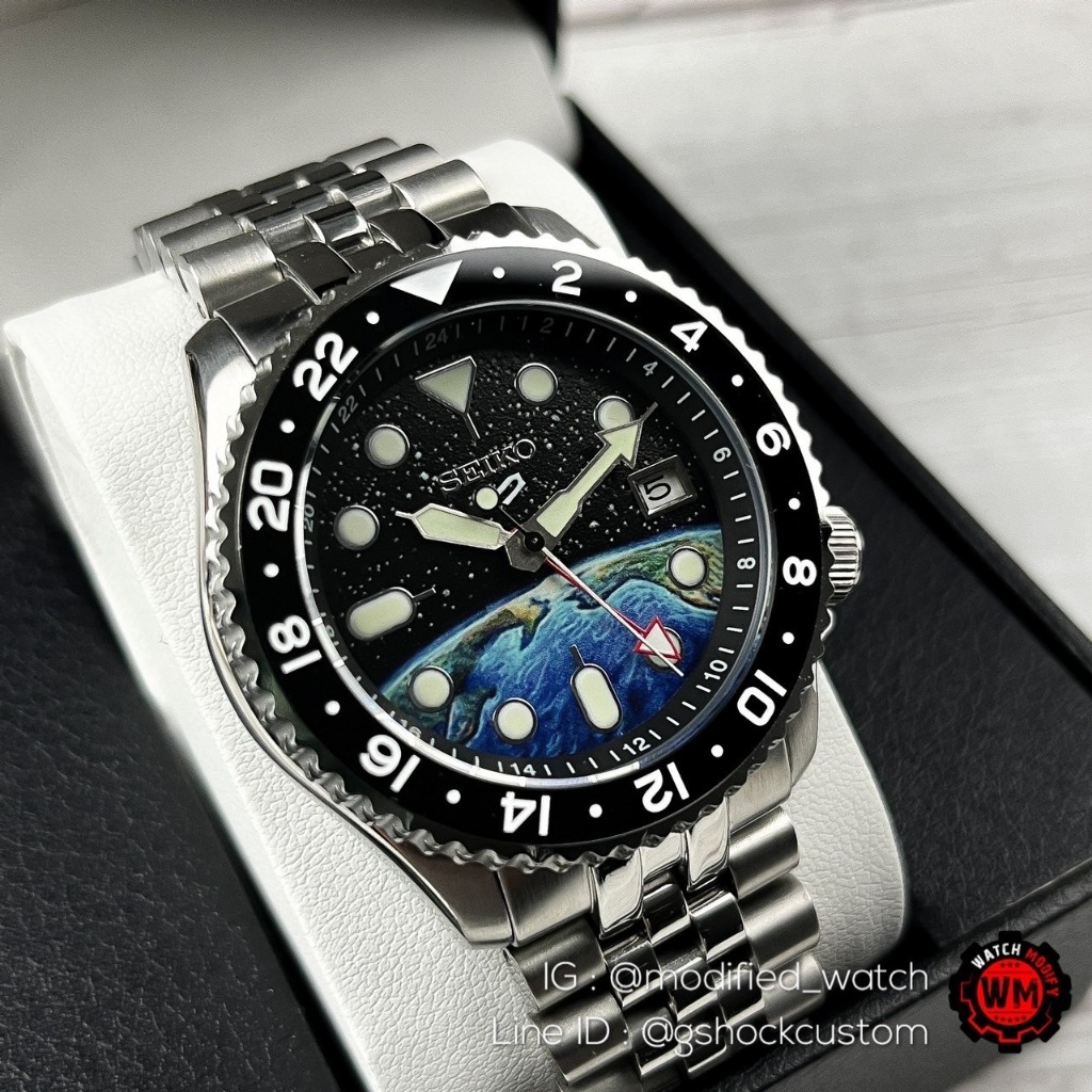 Seiko Mod GMT Movement Galaxy Space Very Premium Edition Jubilee Strap