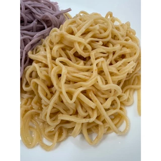 Mee kun บะหมี่ผัก ผสมควินัวและผงตับ อาหารเด็ก 9 เดือนขึ้นไป ไม่มีไข่ ฝึก blw