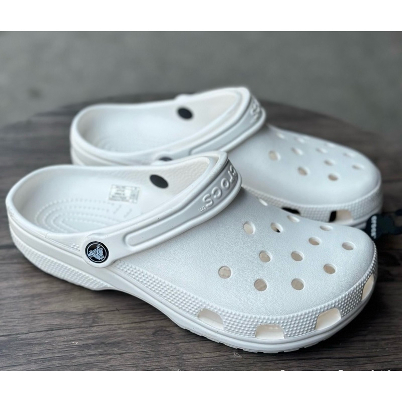 CROCSหัวโต รองเท้าแตะ ผู้ชาย และผู้หญิง แบบใหม่