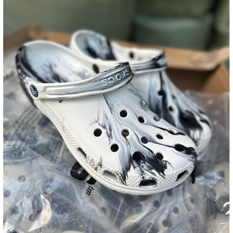 Crocs Classic แท้ รองเท้าแตะ หัวโต สำหรับผู้ชาย ผู้หญิง