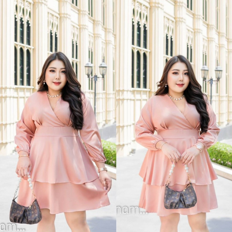n เดรสคอวีไขว้อก แขนยาว ผ้าซาร่าเนื้อเงา กระโปรงสองชั้น ผูกโบว์เอว เดรสสาวอวบ สาวพลัสไซส์