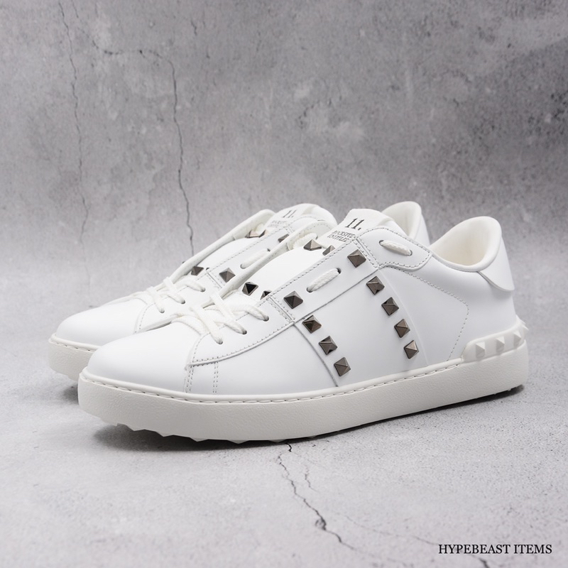 Valentino calfskin rockstud sneaker