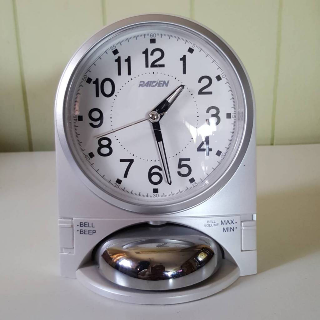 นาฬิกาปลุก Alarm Clock SEIKO Raiden NR436W จากญี่ปุ่น ของแท้ - ของมือสอง