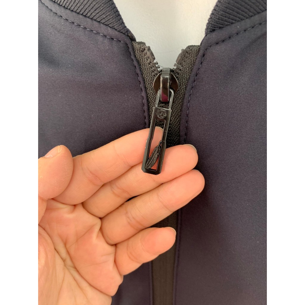 เสื้อแจ็คเก็ต(คอวี ดำ) ปักโลโก้พิมพ์ลายHDตราการรถไฟแห่งประเทศไทย(รฟท.) *ยี่ห้อและหัวซิปจะคละๆกันไปไม่สามารถกำหนดได้* - รูปที่ 6