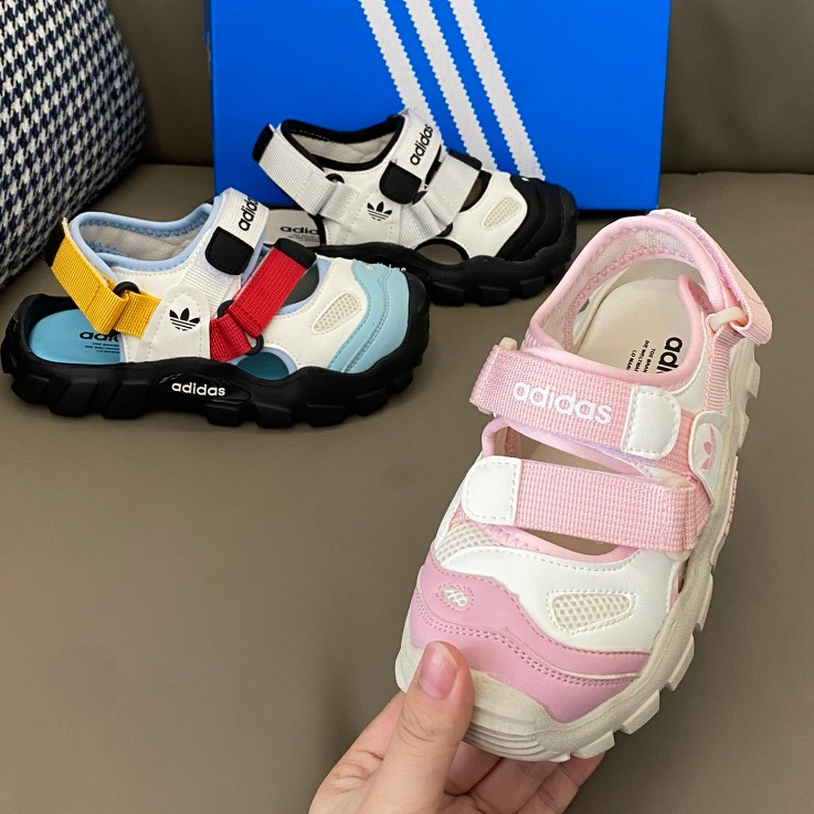 รองเท้าแตะเด็ก Adidas EUR 26-37