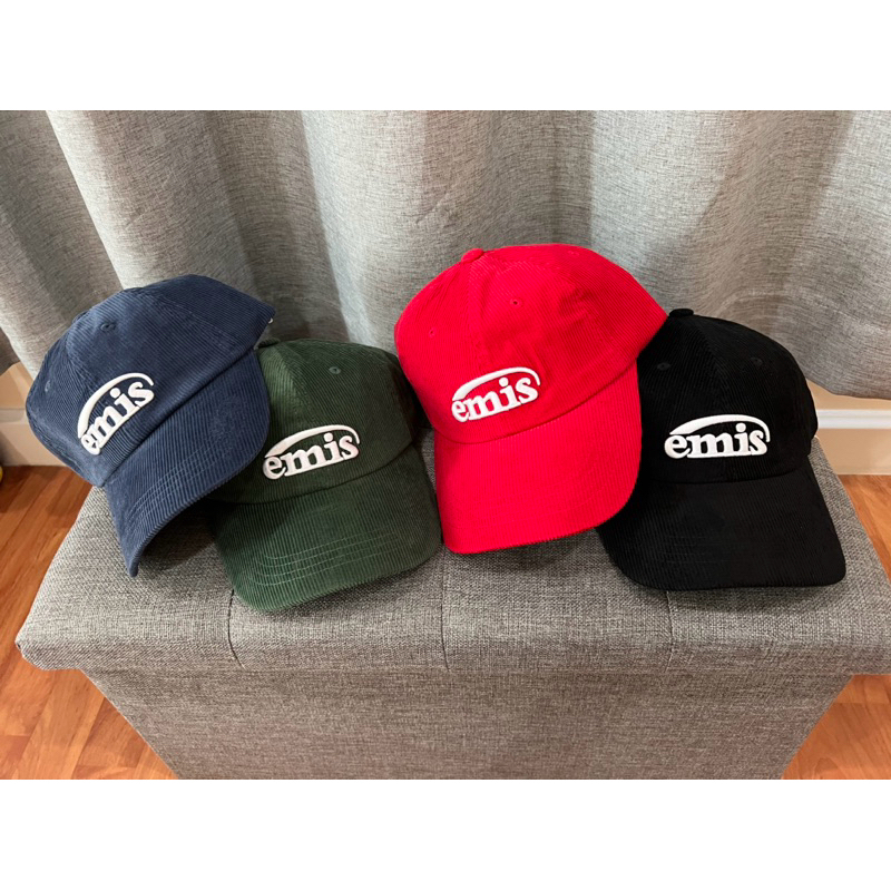 Emis Corduroy แท้100% พร้อมส่ง ถ่ายเองทุกรูปค่ะ