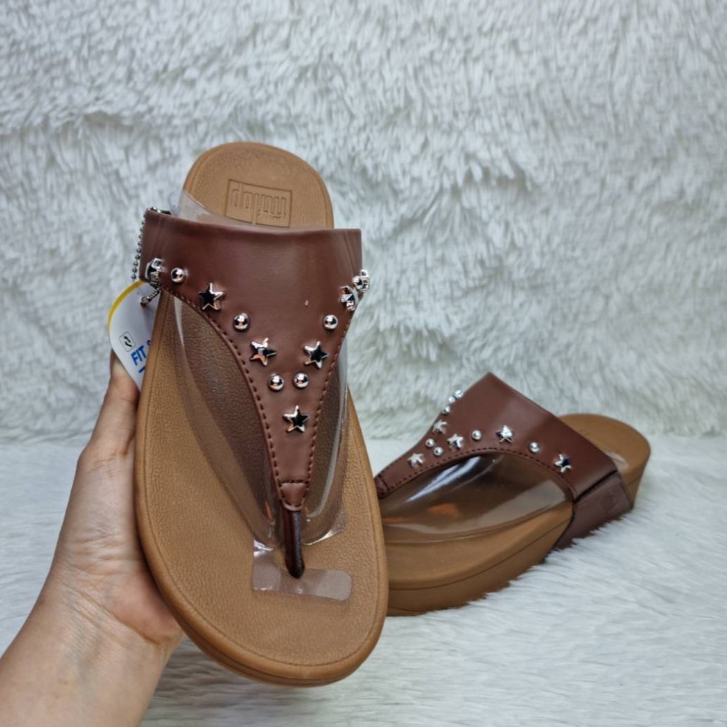 รองเท้า ฟิบฟอบ  fitflop สวมหนังเข็มขัด size 36 37 38 39 40 รุ่นหนังปรับสายได้