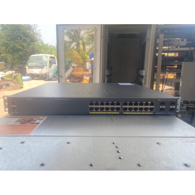 Switch Catalyst 2960-XR  24 มือสอง
