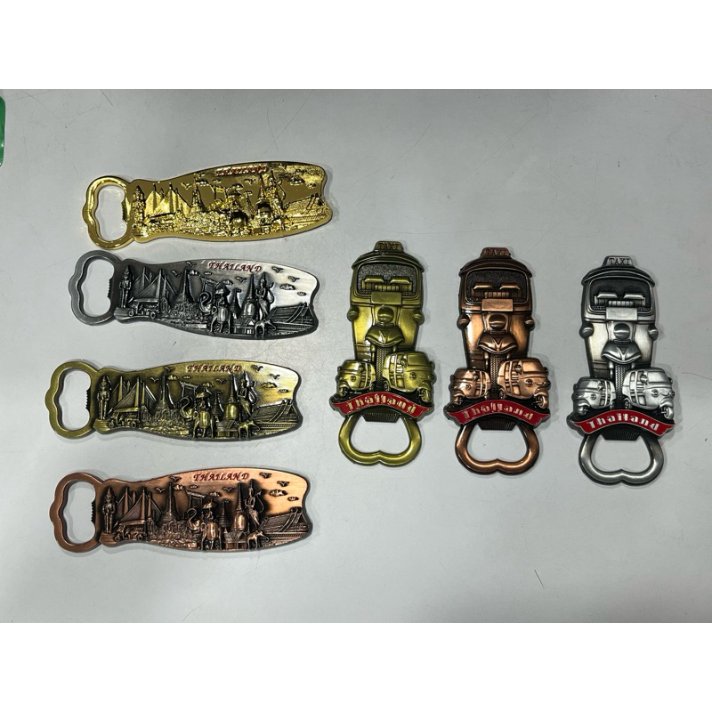 ที่เปิดขวดTuktuk,Thailandเป็นแม่เหล็กด้วย opener magnet