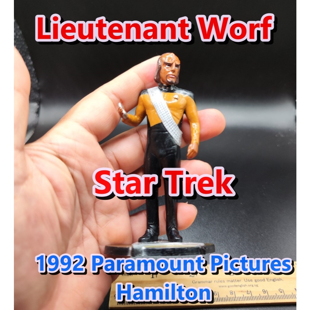 ฟิกเกอร์ Star Trek หายาก ปี 1992 "Lieutenant Worf" Star Trek The Next Generation Figure 4"  Paramoun