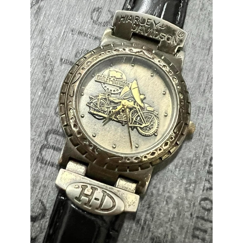 ขายนาฬิกาหน้าเหรียญรูปรถ Harley 3D ทหารเกียร์มือไซด์คาร์ vintage watch harley davidson military w