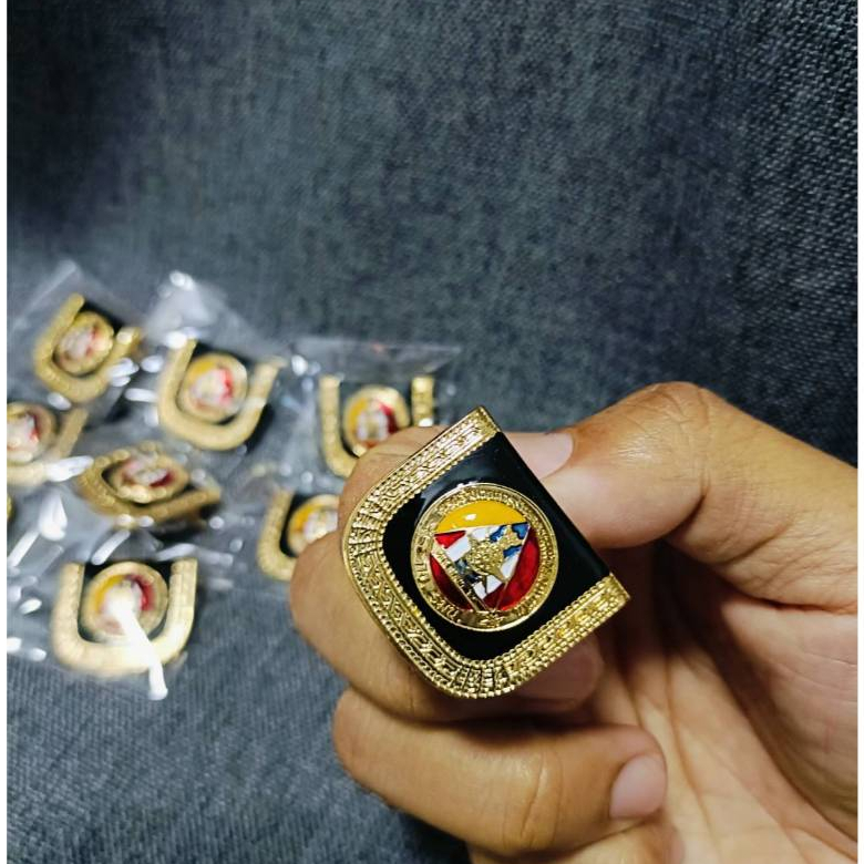 เข็มกลัด กอรมน ประดับชุดข้าราชการ