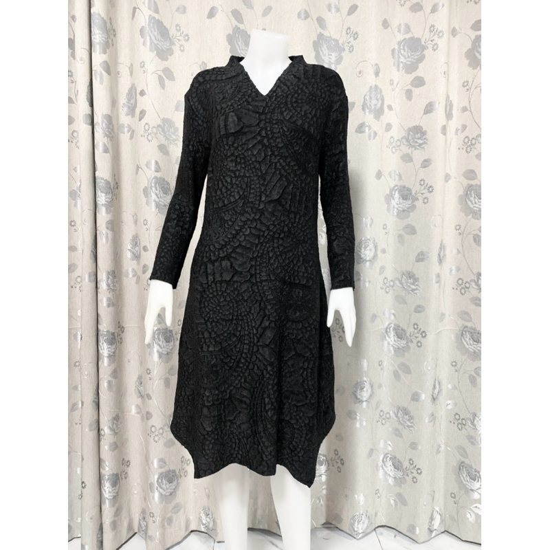 (DR880)  เดรสมือสอง สภาพดี แบรนด์ HMYT ฟรีไซส์ อก 36“  ⭐️มือสองค่ะ⭐️