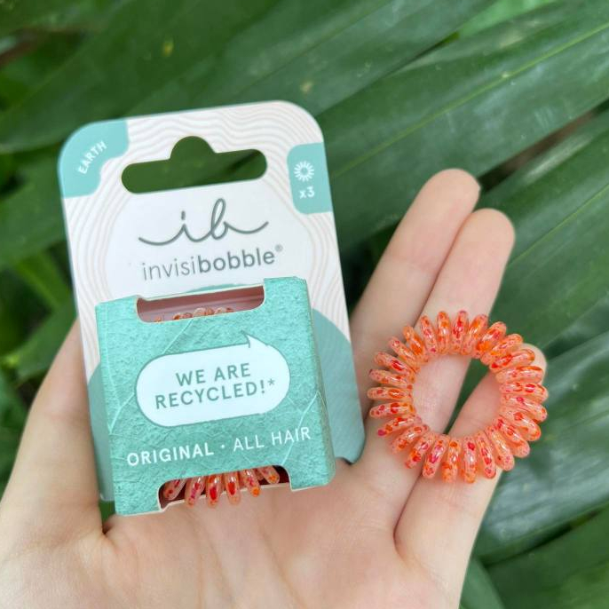 ยางรัดผม Invisibobble รุ่น Original "save it or waste it" ทำจากพลาสติก รีไซเคิลถึง 60%