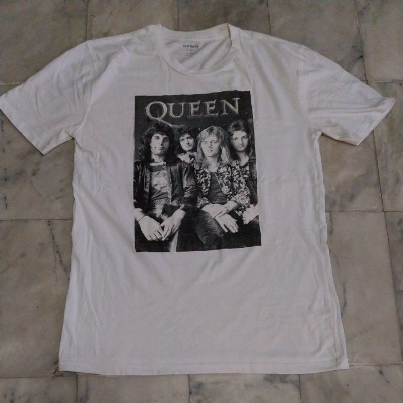 เสื้อยืดแขนสั้น แนวนักร้องร็อควง QUEEN แท้ มือสอง สภาพดี ของพร้อมส่งครับ