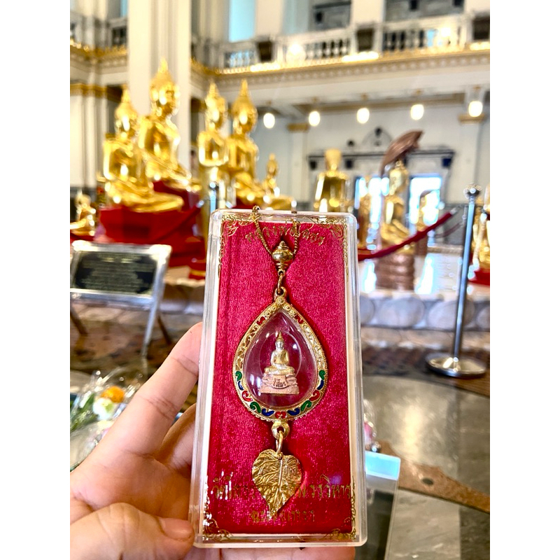 หลวงพ่อโสธรห้อยหน้ารถ(องค์พระข้างในเป็นเนื้อสามกษัตริย์)แท้จากวัดมีบิลให้ทุกองค์ผ่านพิธีปลุกเสกแล้ว