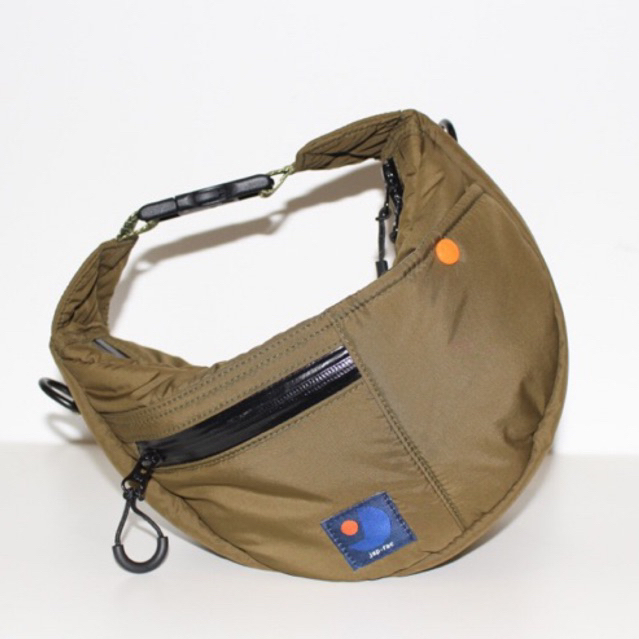 HALF MOON RECYCLED BAG : All Green