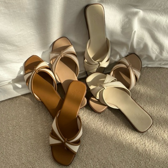 (พร้อมส่ง) TEA 🫖 รองเท้าแตะคีบสายกากบาท สวยมาก แพงมากค่า💕