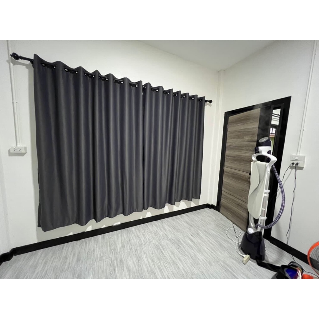 แนะนำ ผ้าม่าน ผ้าม่านกันเเสง ผ้าม่านสำเร็จรูป ม่านตาไก่  เนื้อผ้ากันเเสง ผ้าสีพื้น กันUV95-99% ฟรีสายรวบม่าน ผ้าม่านสีเทา ม่านกั้นห้อง ราคาพิเศษ มีเก็บเงินปลายทาง