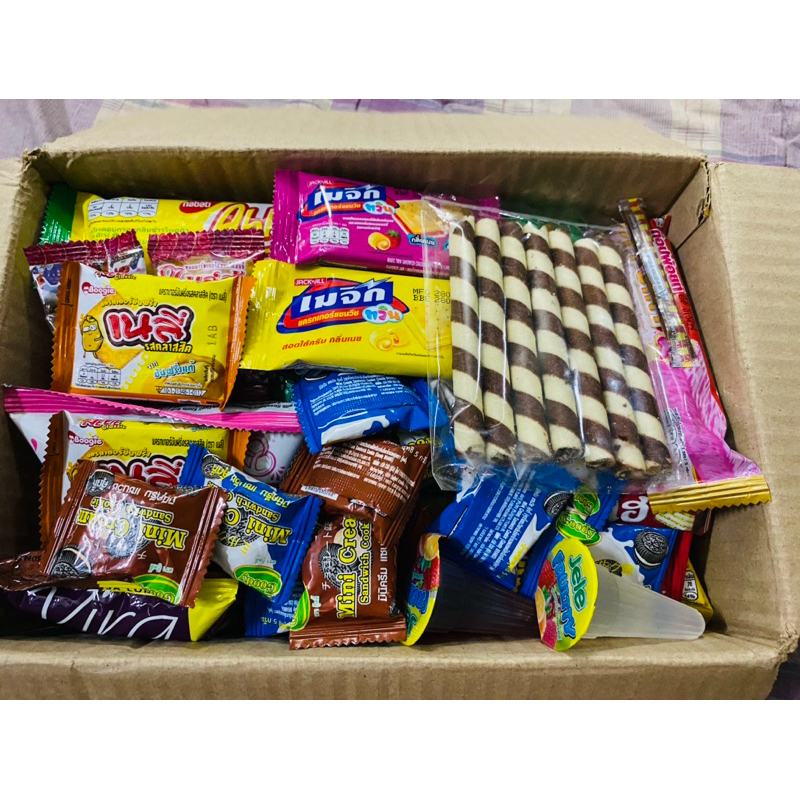 กล่องสุ่มขนม อร่อยๆ สุ่ม30ชิ้นขึ้นไป