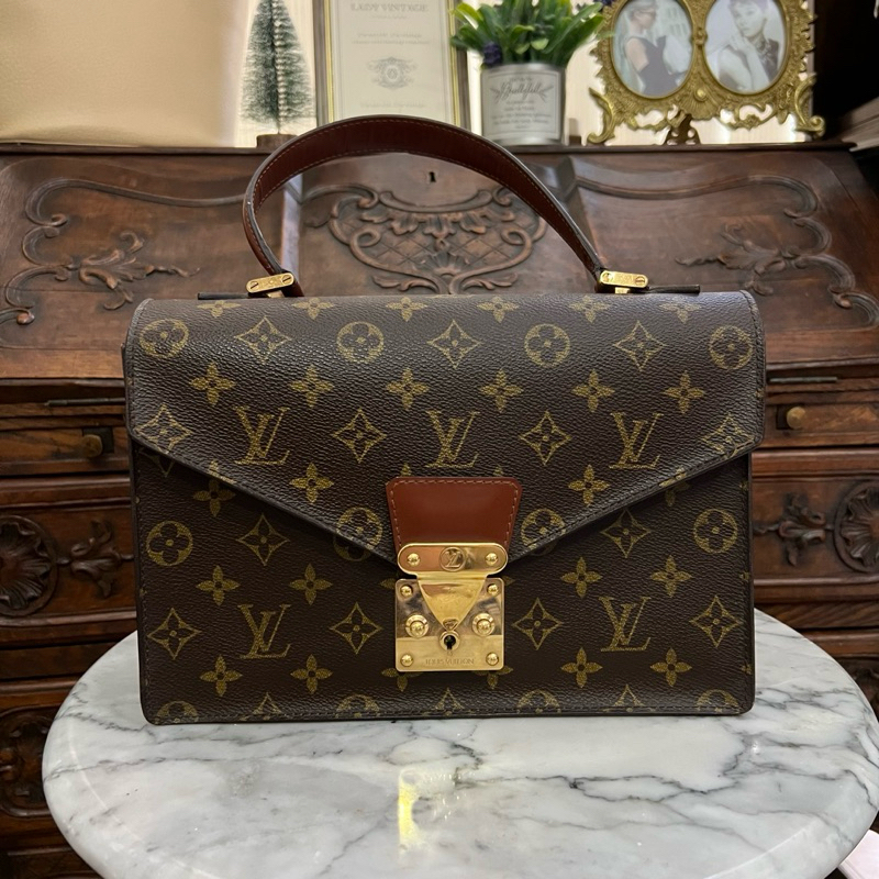 Louis Vuitton Concorde monogram canvas มือสองของแท้