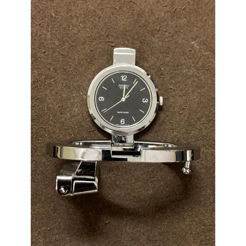 ขายนาฬิกาหัวเข็ดขัดทรงมันๆ Seiko Vintage Watch Belt Buckle Seiko 2c21-0110 Quartz