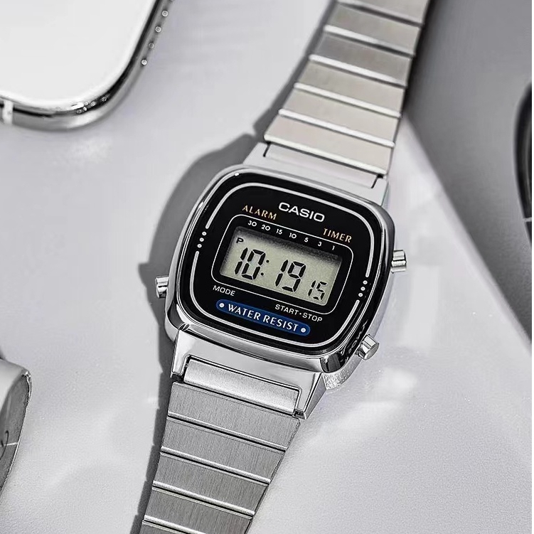 Ca sio Standard นาฬิกาข้อมือผู้หญิง สายสแตนเลส รุ่น LA670WGA มี 4สี