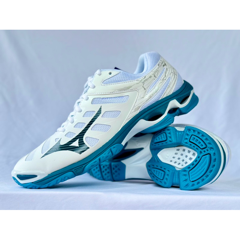 MIZUNO WAVE VOLTAGE รองเท้าวอลเลย์บอล