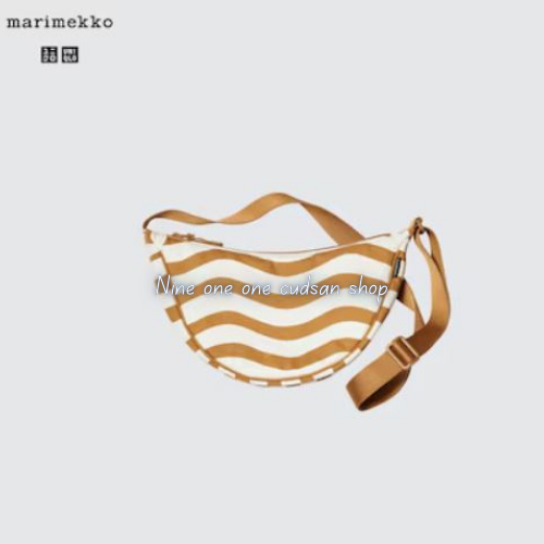 กระเป๋าสะพายข้าง มารีเมกโก๊ะ Marimekko X  U n i q l o ของแท้ W's Round Shoulder bag ของแท้
