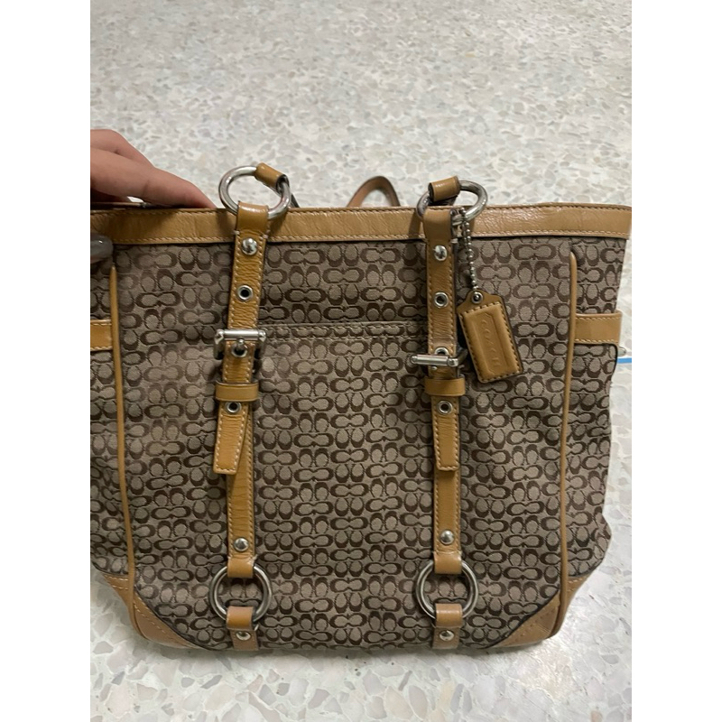 กระเป๋า coachแท้ มือสอง