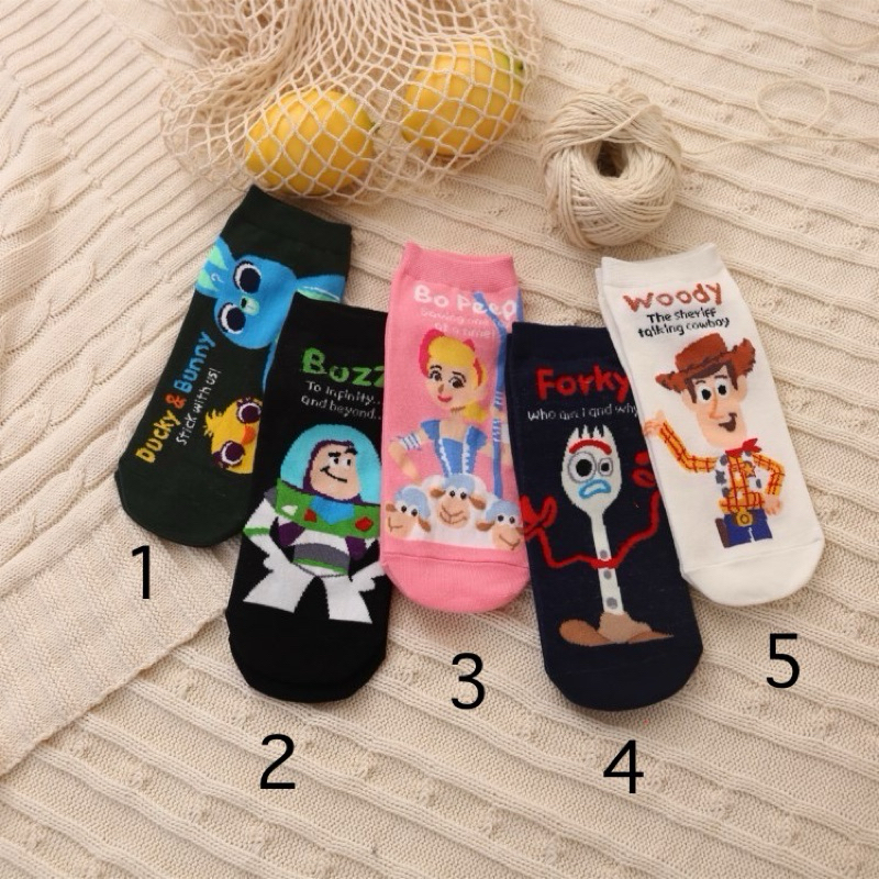 !!!พร้อมส่งจากไทย!!! ถุงเท้าผ้าฝ้าย ลายการ์ตูน สำหรับผู้หญิงและผู้ชาย น่ารักใส่สบาย นุ่ม อย่างดี