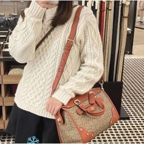 🍁 COACH CE637 MILLIE SATCHEL IN COLORBLOCK SIGNATURE CANVAS 🍁 กระเป๋าหมอนถือหิ้วทรงถังใบใหญ่สะพายข้า